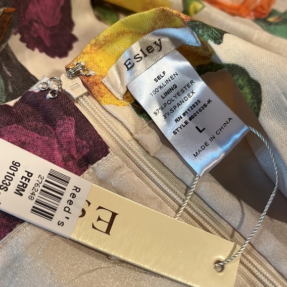 NWT large floral skirt - Picture 5 of 5